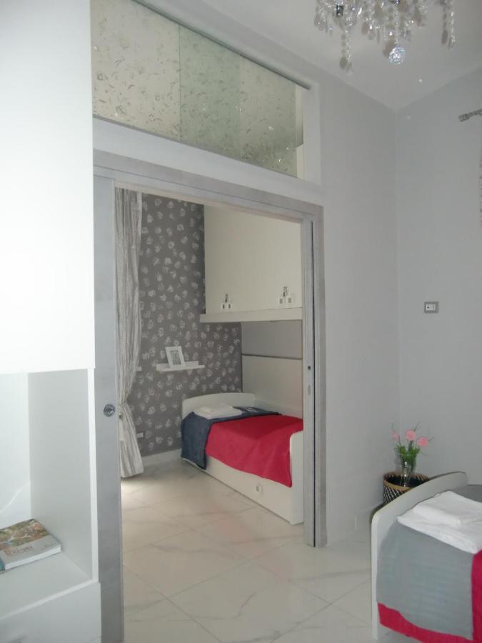Guesthouse Aaron2 Napoli Esterno foto